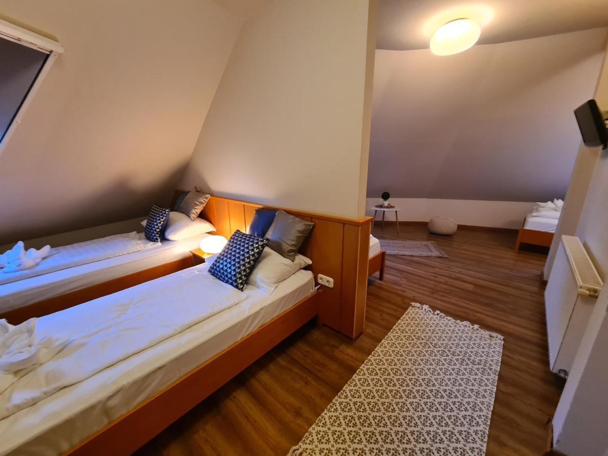 Istvan Parkhotel Es Gasztrofarm Sormás 外观 照片