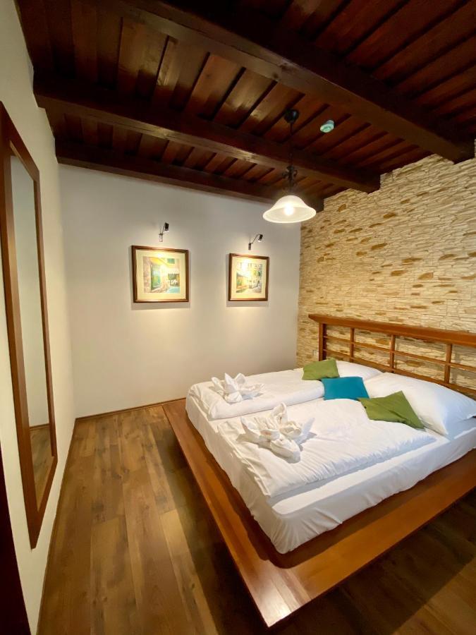 Istvan Parkhotel Es Gasztrofarm Sormás 外观 照片